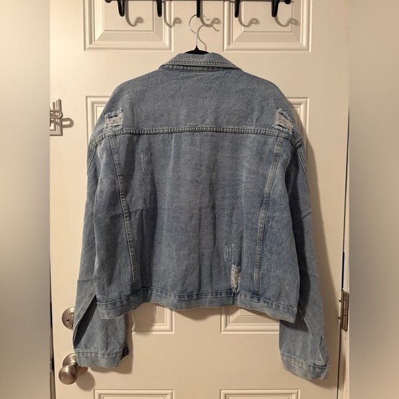 Women’s Distressed Denim Jacket - Picture 3 of 7